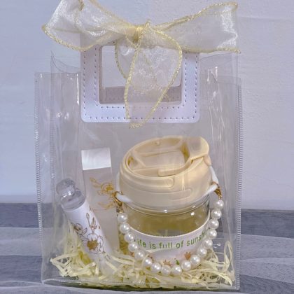 Mug & Beauty Essentials