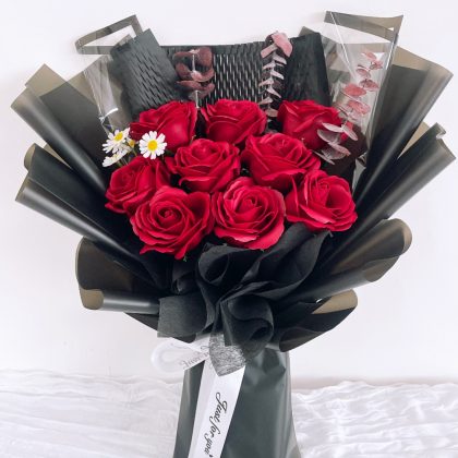 Romantic Red Rose Bouquet
